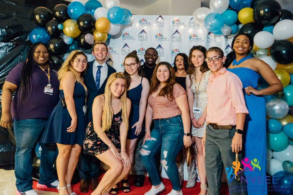 NVEEE interns and PALS college mentors at the PALS banquet