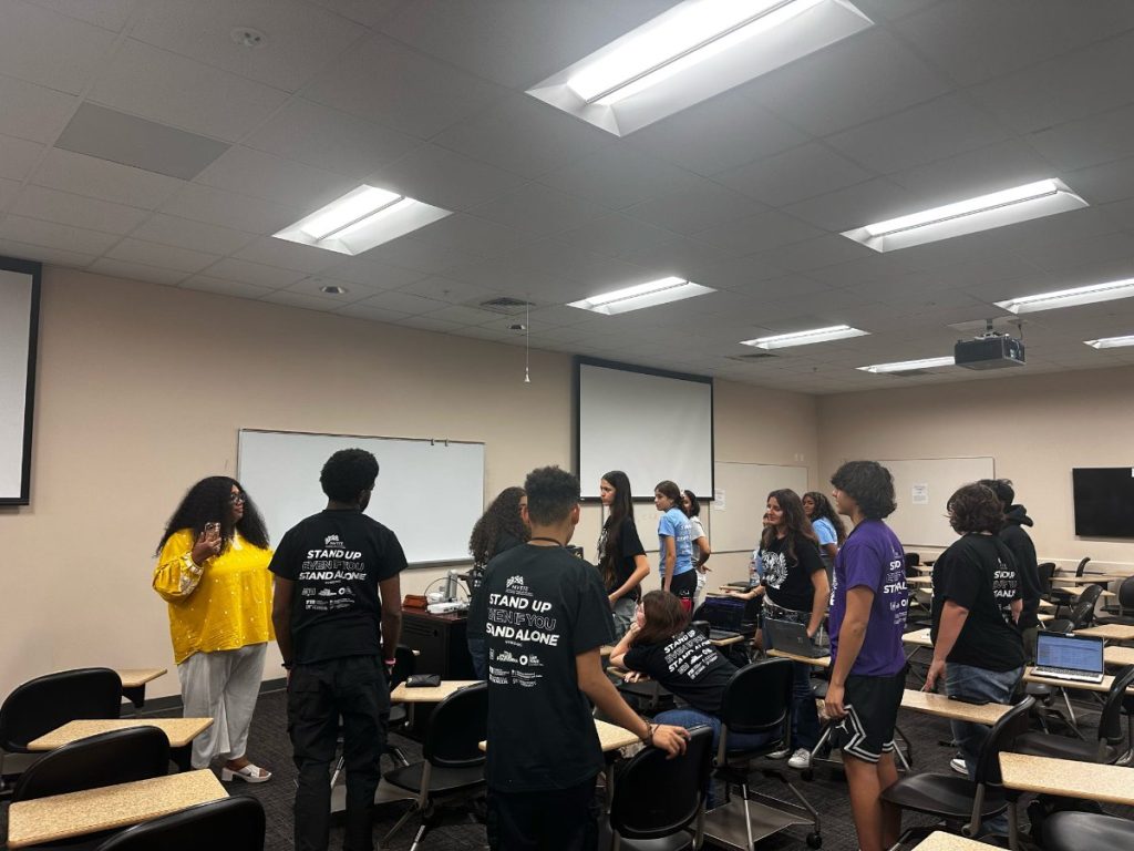 College mentors lead an activity at PALS at the University of Central Florida